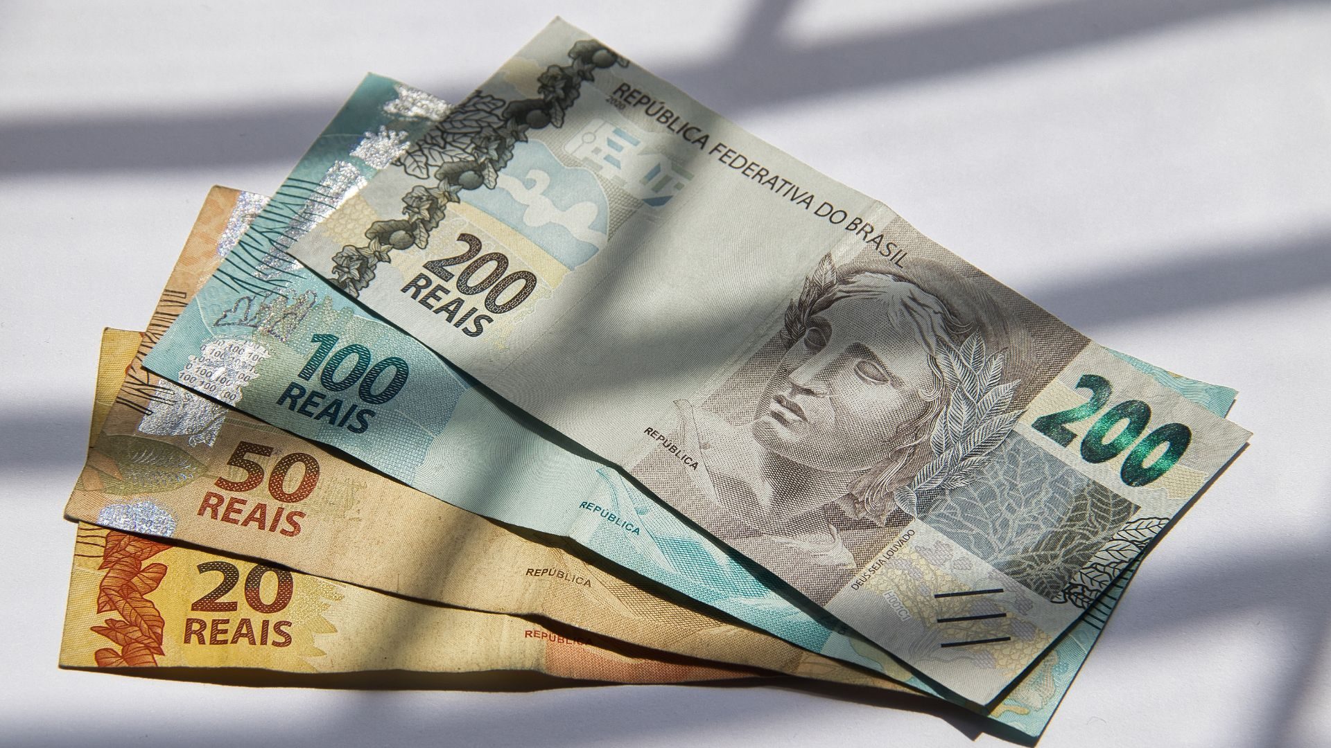 Empréstimo Indevido Em Aposentadoria: Recupere Seu Dinheiro.