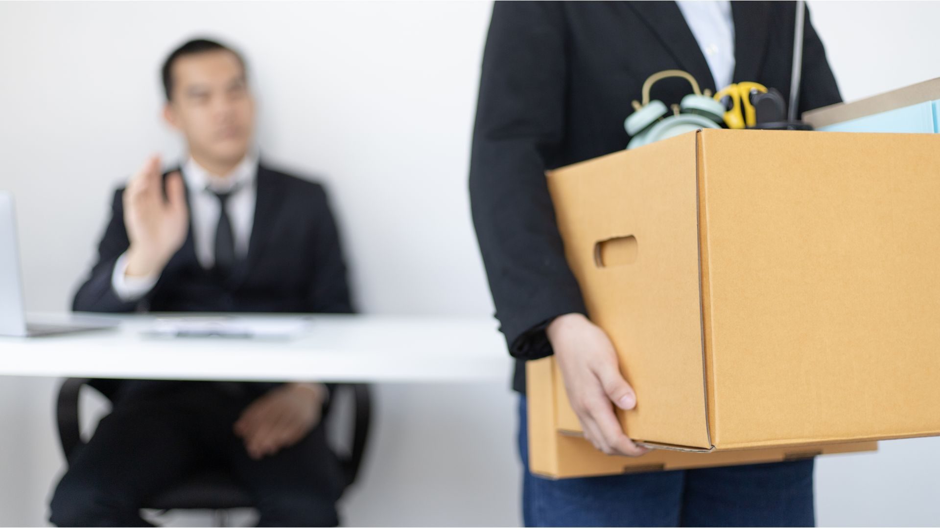 Sofri acidente de trabalho e fui demitido: quais são meus direitos?