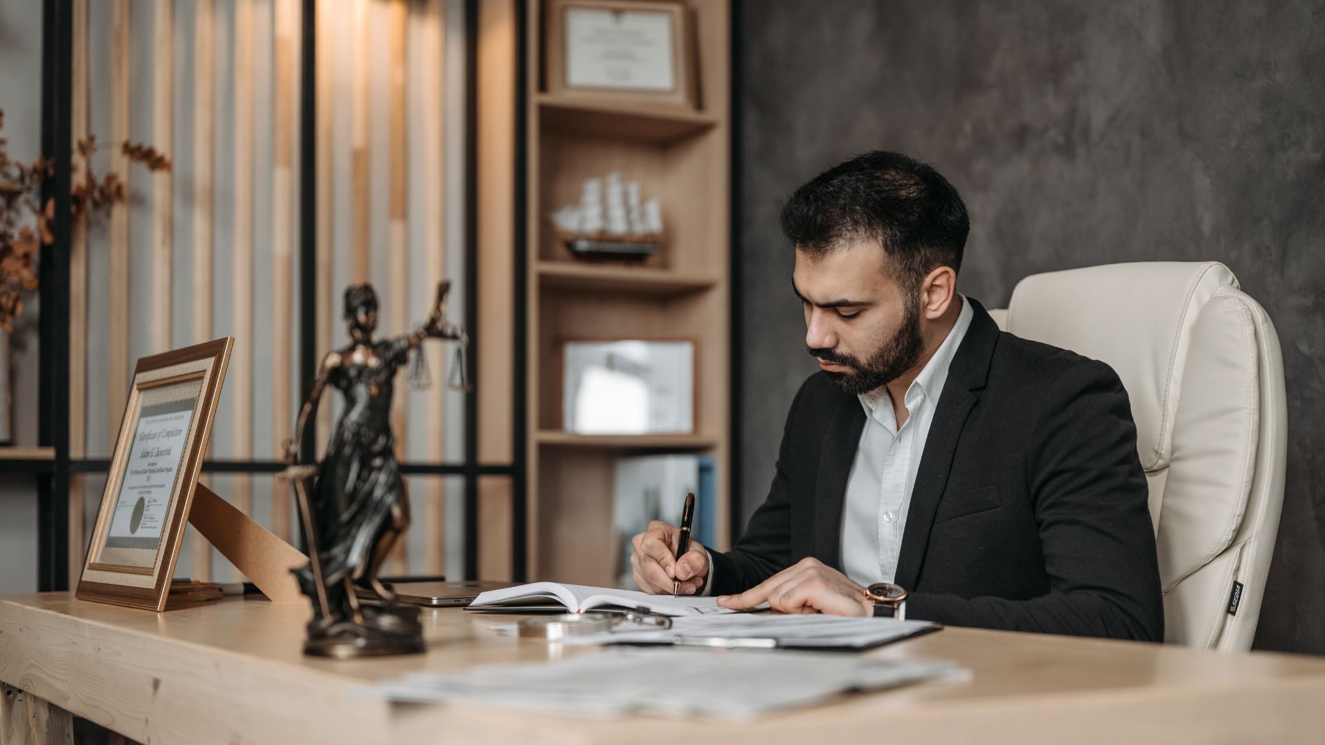Advogado Trabalhista Empresarial